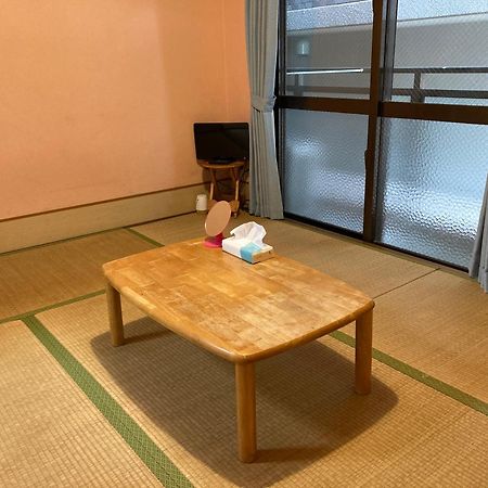 Hostel Hakuseiso Naha Extérieur photo