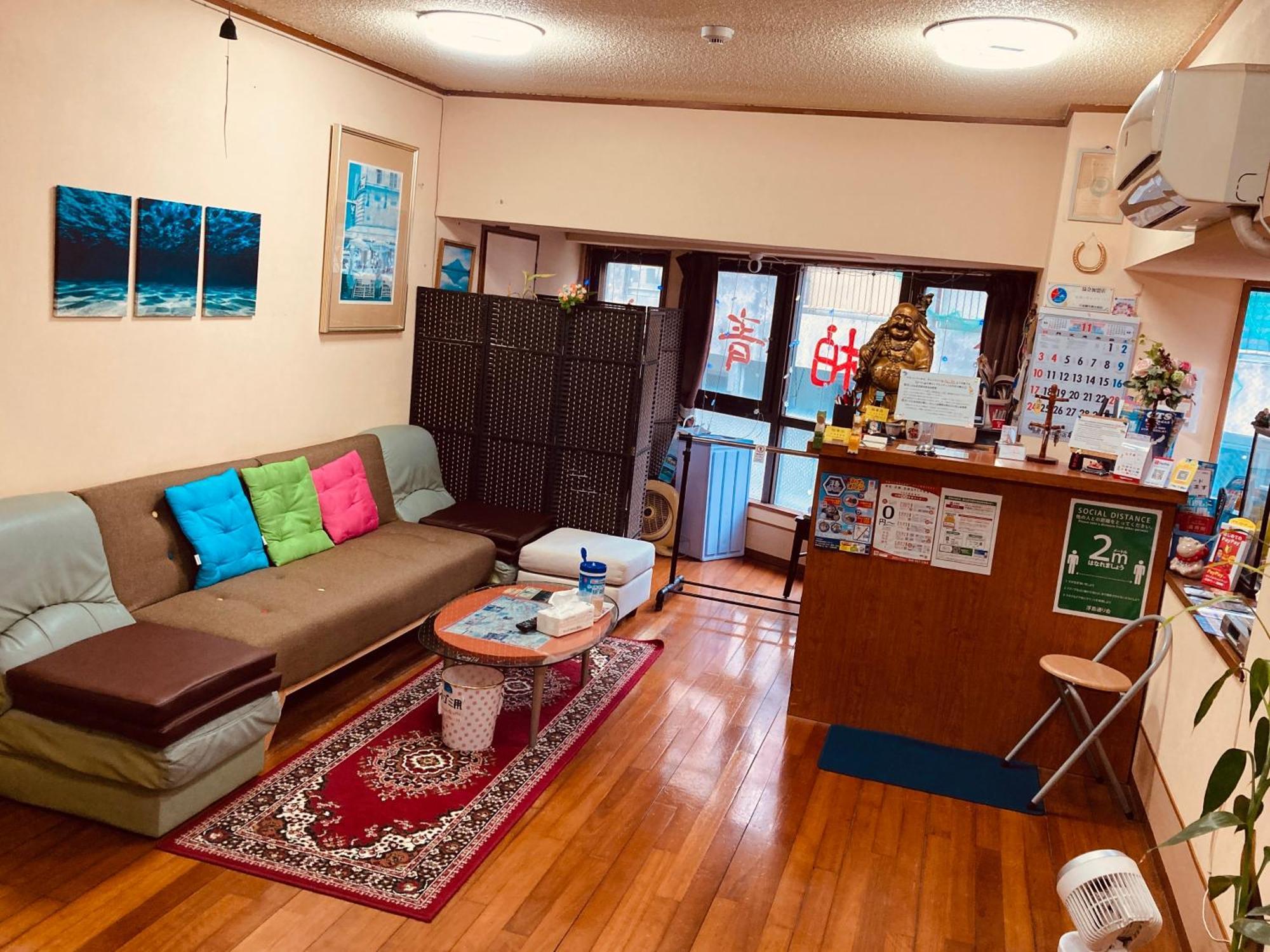 Hostel Hakuseiso Naha Extérieur photo