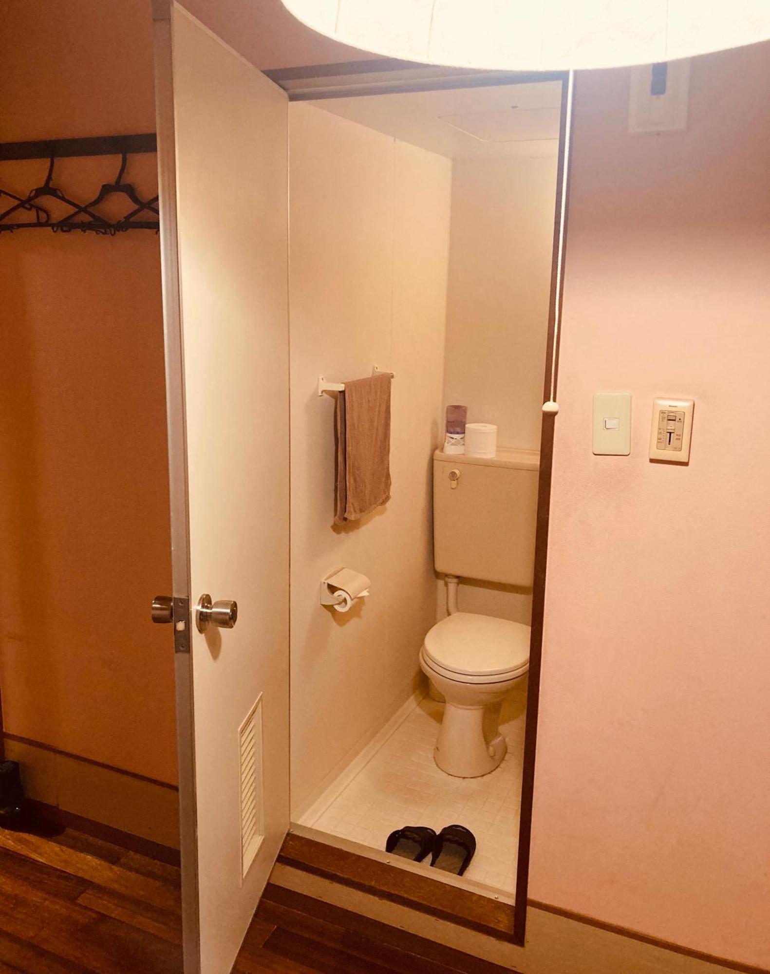 Hostel Hakuseiso Naha Extérieur photo